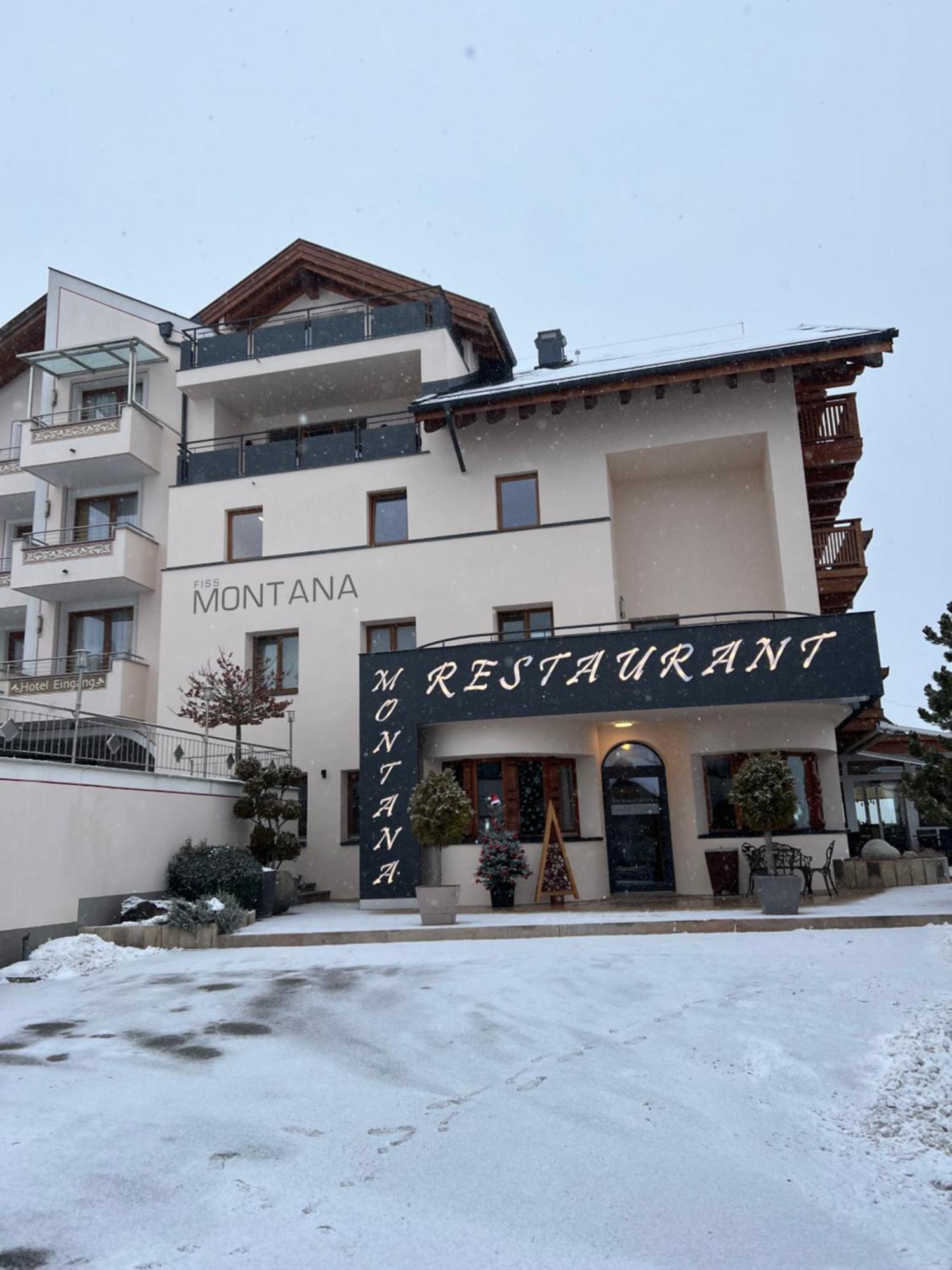 פיס Hotel Montana מראה חיצוני תמונה