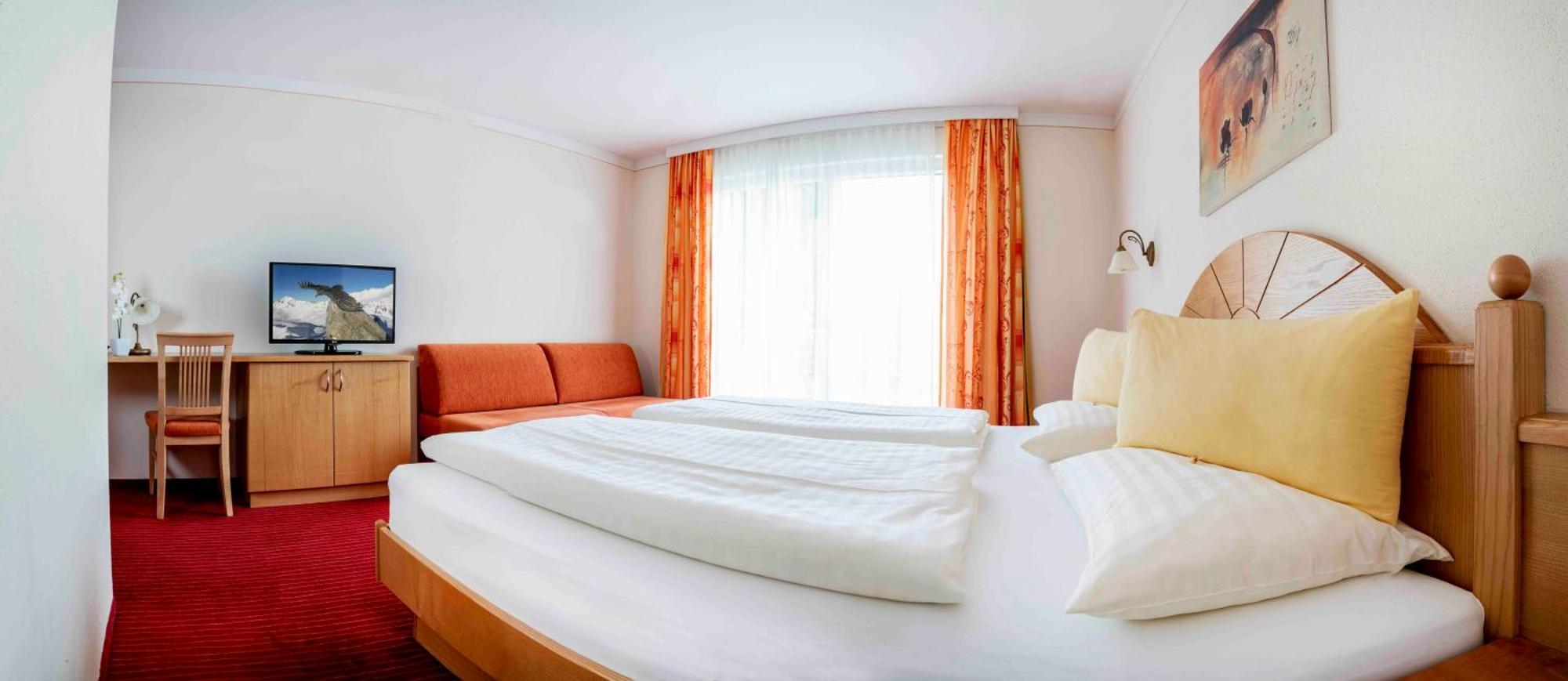 פיס Hotel Montana מראה חיצוני תמונה