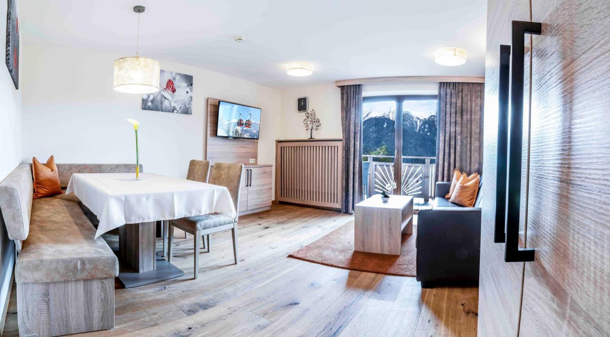פיס Hotel Montana מראה חיצוני תמונה
