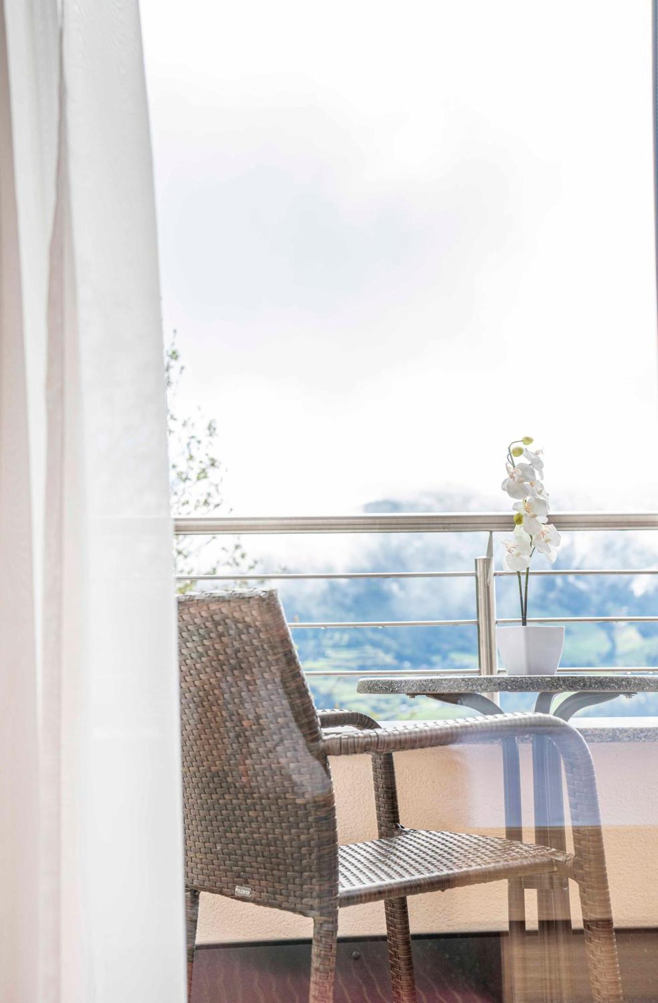 פיס Hotel Montana מראה חיצוני תמונה