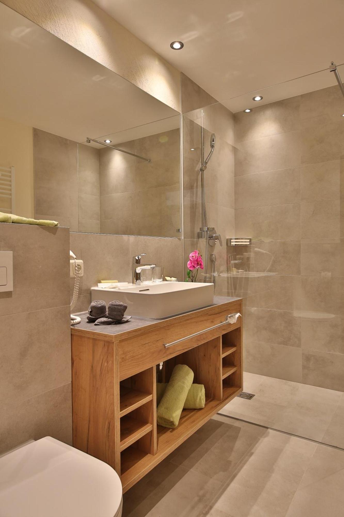 פיס Hotel Montana מראה חיצוני תמונה